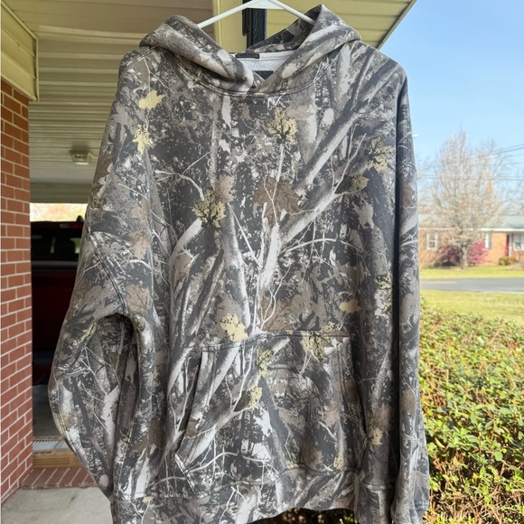 Abercrombie & Fitch Camo Hoodie - Picture 1 of 7